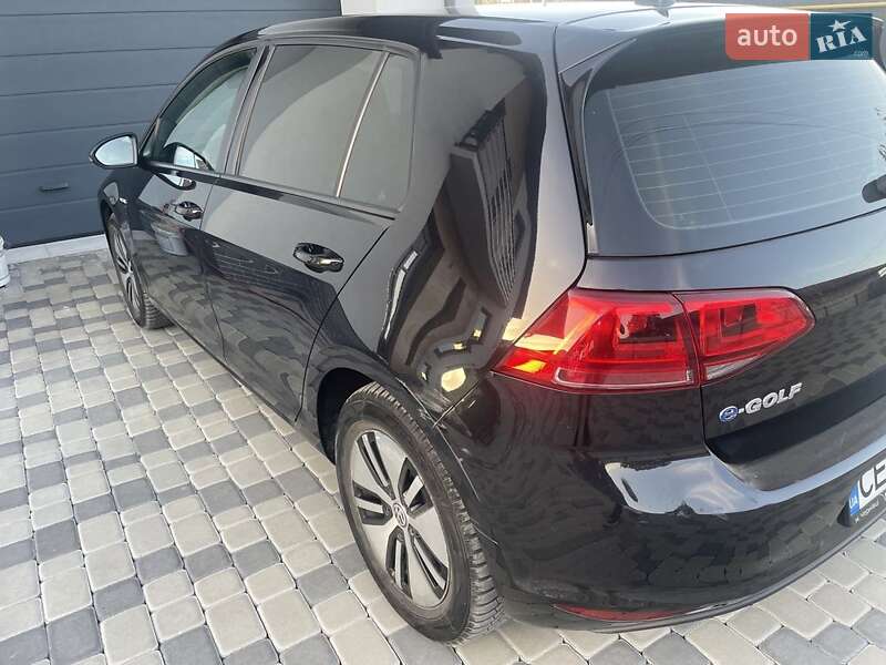Хетчбек Volkswagen e-Golf 2016 в Чернівцях фото 5 Хетчбек Volkswagen e-Golf 2016 в Чернівцях