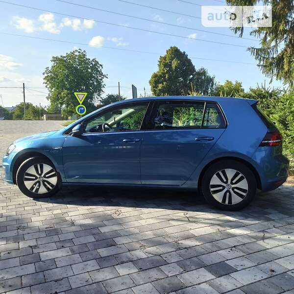 Хетчбек Volkswagen e-Golf 2015 в Старокостянтинові фото 15 Хетчбек Volkswagen e-Golf 2015 в Старокостянтинові