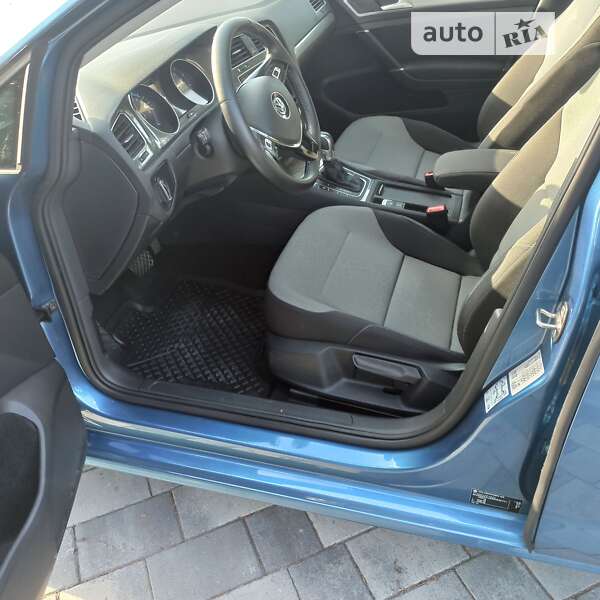 Хетчбек Volkswagen e-Golf 2015 в Старокостянтинові фото 26 Хетчбек Volkswagen e-Golf 2015 в Старокостянтинові