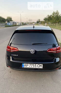 Хетчбек Volkswagen e-Golf 2015 в Запоріжжі