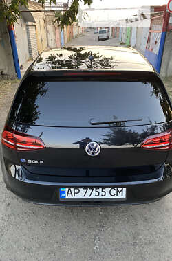 Хэтчбек Volkswagen e-Golf 2015 в Запорожье