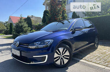 Хетчбек Volkswagen e-Golf 2017 в Ужгороді