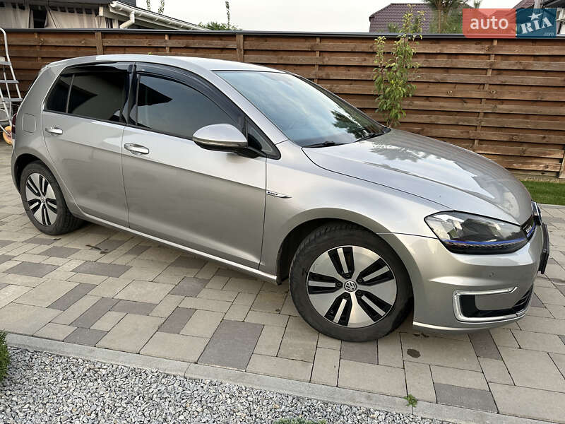 Хетчбек Volkswagen e-Golf 2014 в Луцьку