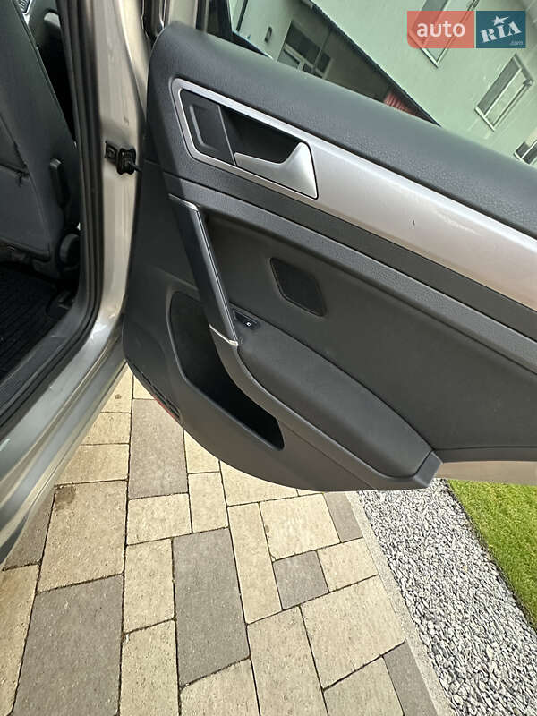 Хетчбек Volkswagen e-Golf 2014 в Луцьку