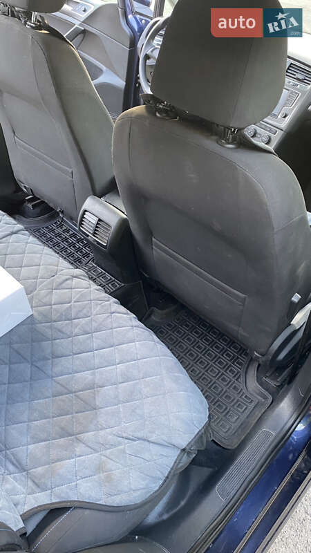 Хетчбек Volkswagen e-Golf 2016 в Києві