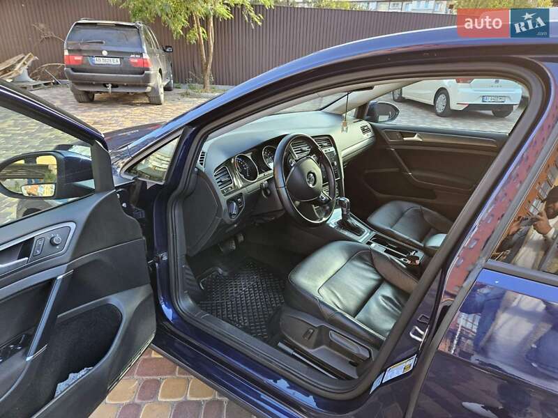 Хетчбек Volkswagen e-Golf 2019 в Вінниці