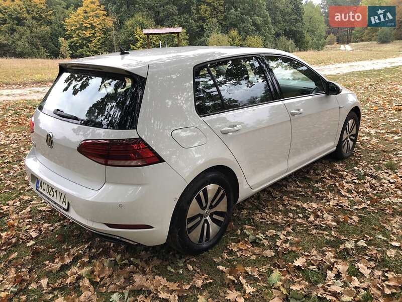 Хетчбек Volkswagen e-Golf 2019 в Камені-Каширському