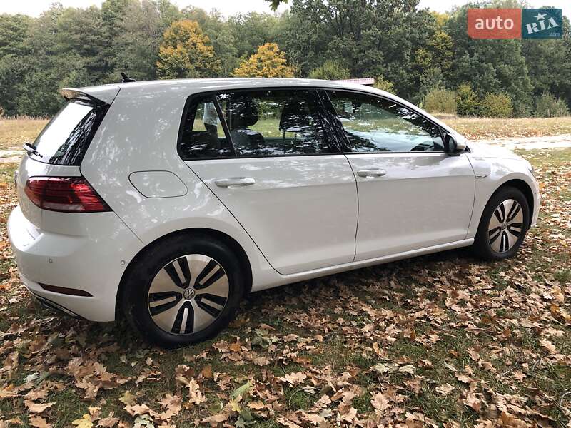 Хетчбек Volkswagen e-Golf 2019 в Камені-Каширському