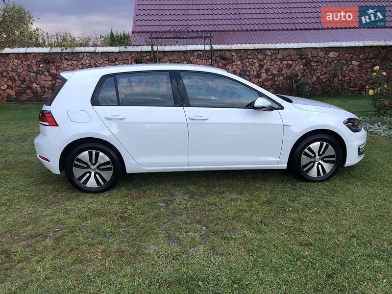 Хетчбек Volkswagen e-Golf 2019 в Камені-Каширському