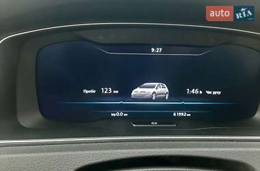 Хэтчбек Volkswagen e-Golf 2017 в 