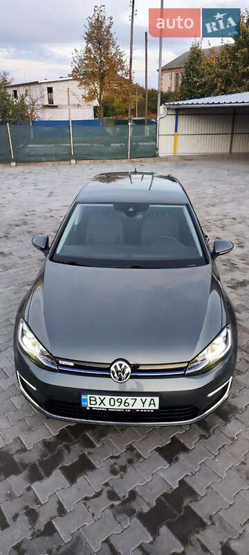 Хетчбек Volkswagen e-Golf 2017 в Хмельницькому