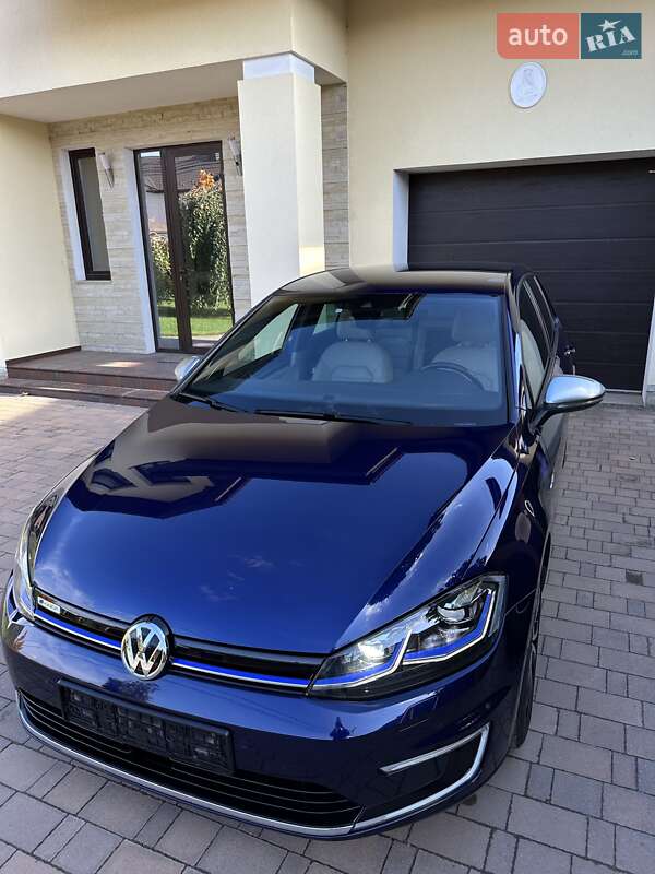 Хэтчбек Volkswagen e-Golf 2017 в Виннице фото 6 Хэтчбек Volkswagen e-Golf 2017 в Виннице