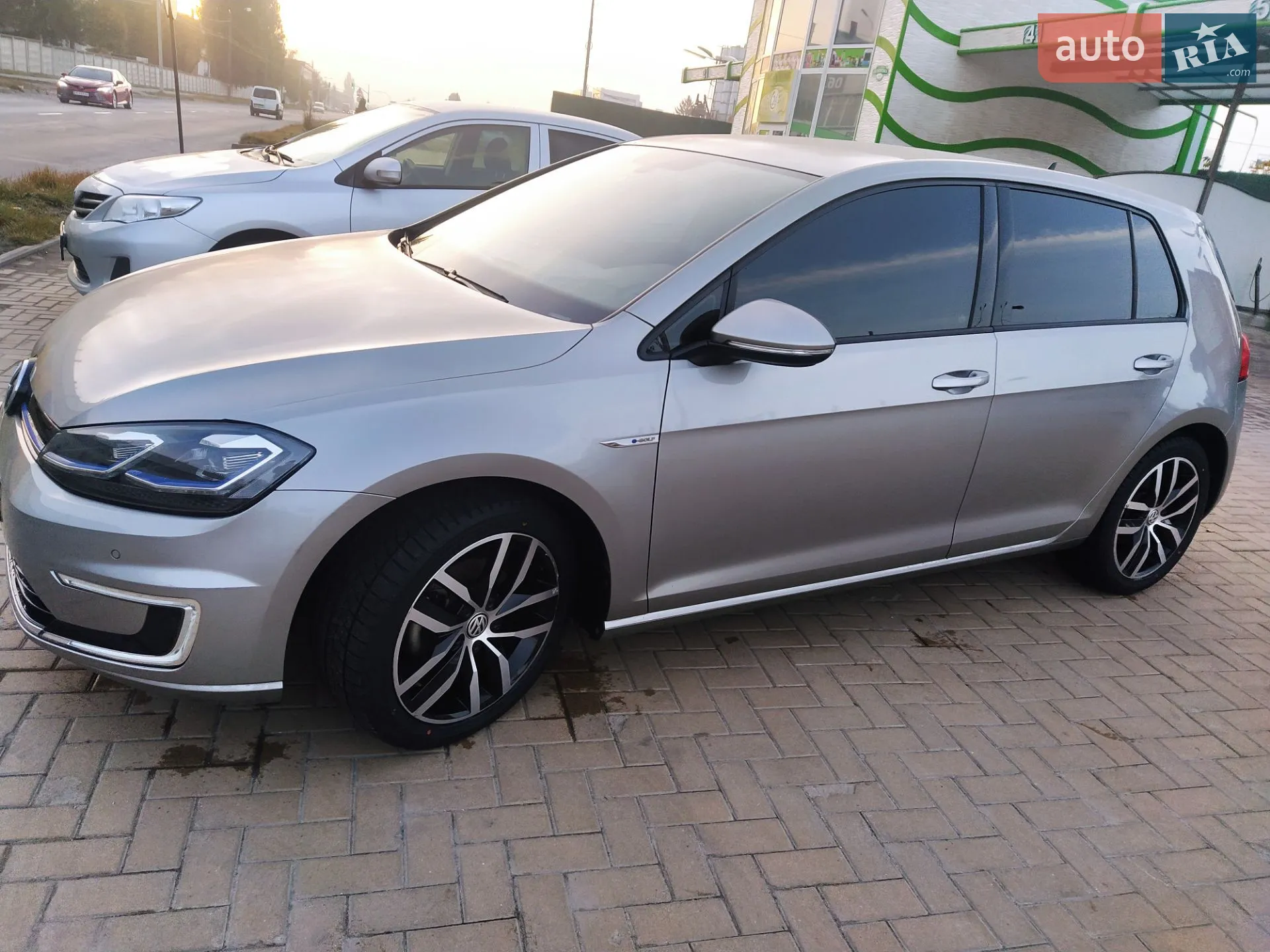 2017 Volkswagen Golf - мініатюра 3