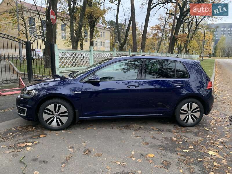 Хетчбек Volkswagen e-Golf 2019 в Києві