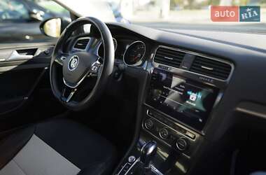 Хэтчбек Volkswagen e-Golf 2018 в Житомире