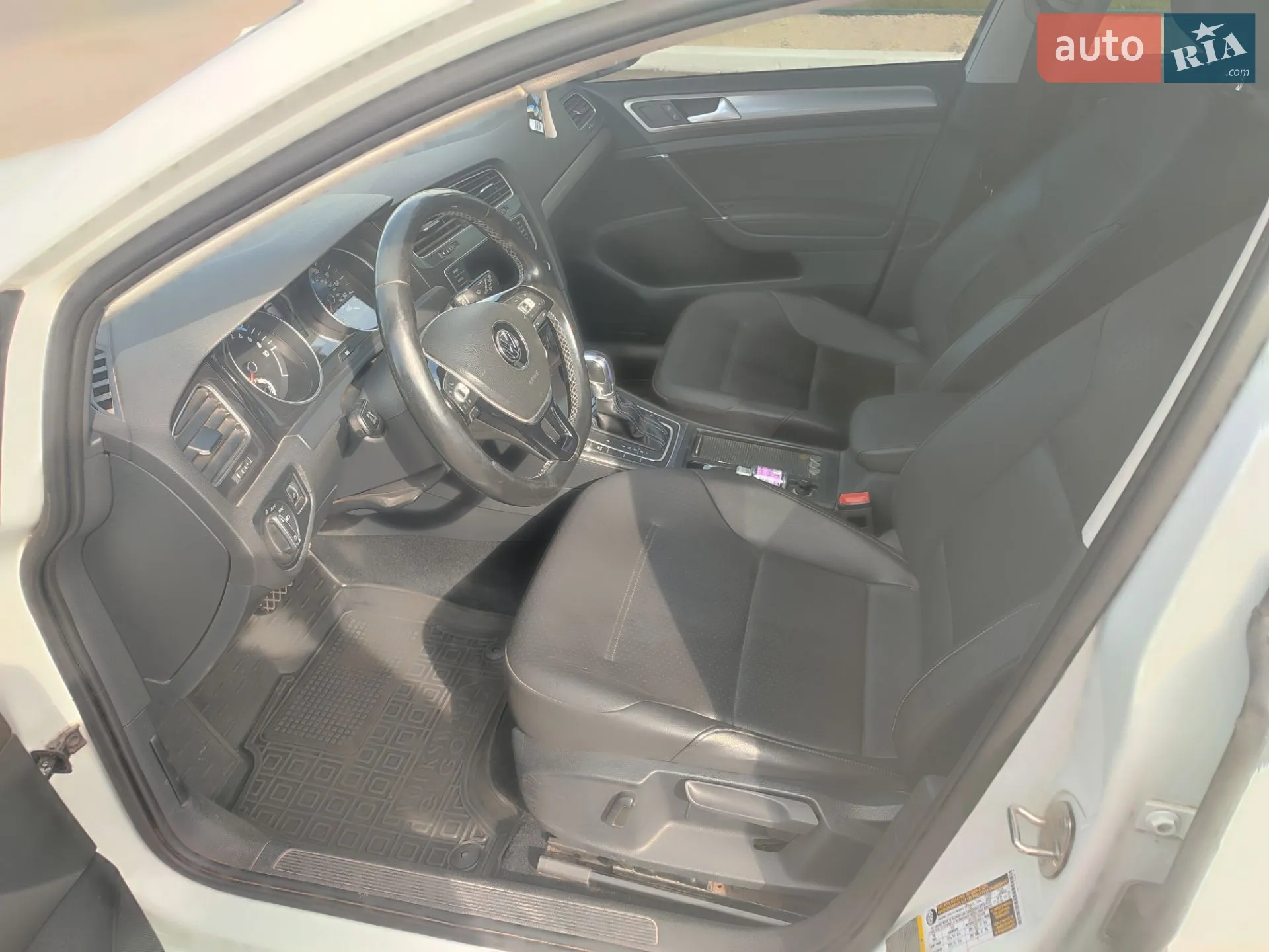 2015 Volkswagen Golf - мініатюра 10