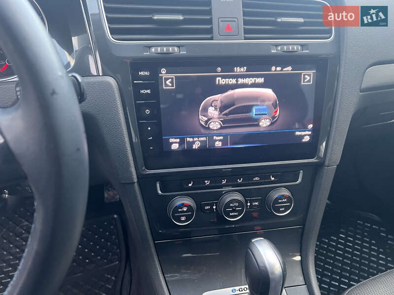 Хэтчбек Volkswagen e-Golf 2020 в Новоселице