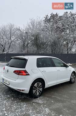 Хетчбек Volkswagen e-Golf 2014 в Ужгороді