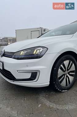 Хетчбек Volkswagen e-Golf 2014 в Ужгороді