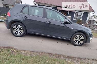 Хэтчбек Volkswagen e-Golf 2020 в Хотине