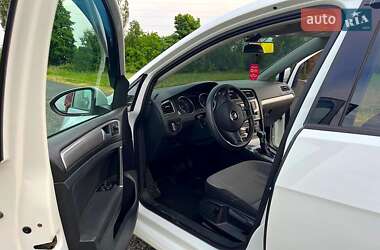 Хэтчбек Volkswagen e-Golf 2015 в Ивано-Франковске