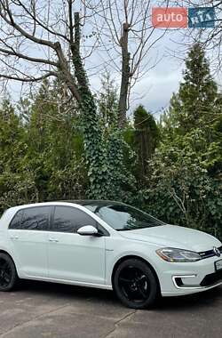 Хэтчбек Volkswagen e-Golf 2017 в 