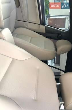 Хэтчбек Volkswagen e-Golf 2017 в 