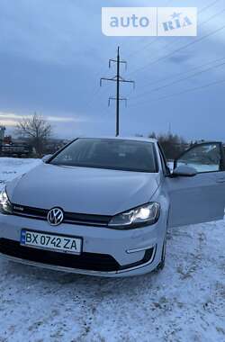 Хетчбек Volkswagen e-Golf 2018 в Хмельницькому