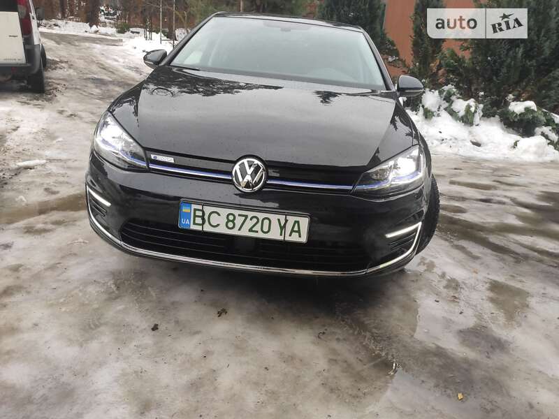 Хэтчбек Volkswagen e-Golf 2019 в Львове