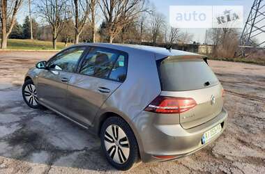 Хэтчбек Volkswagen e-Golf 2016 в Каменском