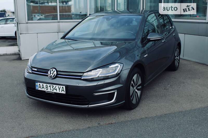 Volkswagen e-Golf 2017