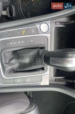 Хетчбек Volkswagen e-Golf 2019 в Ужгороді