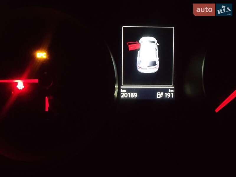 Хетчбек Volkswagen e-Golf 2015 в Рівному