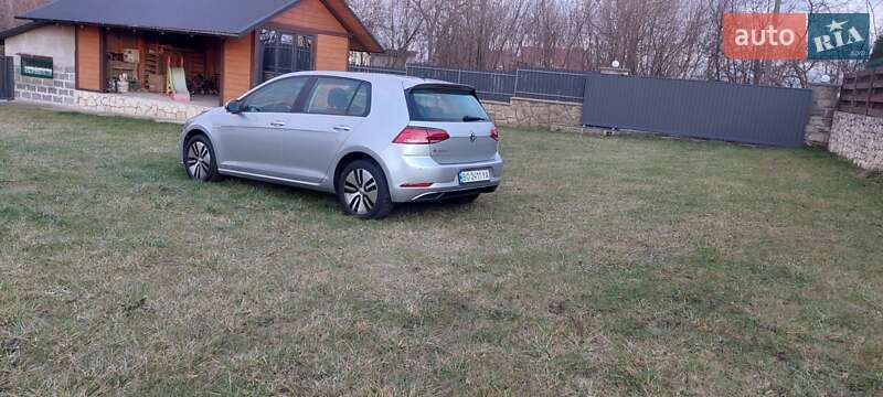 Хетчбек Volkswagen e-Golf 2020 в Тернополі
