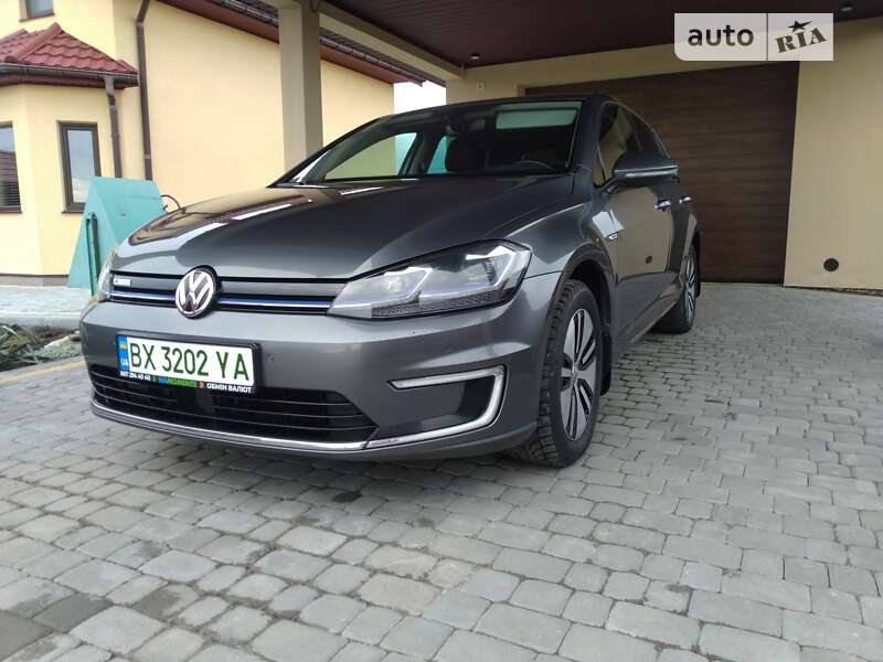 Хэтчбек Volkswagen e-Golf 2018 в Хмельницком