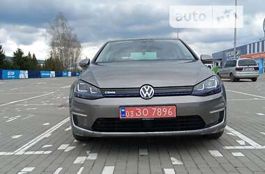 Хэтчбек Volkswagen e-Golf 2015 в Ковеле