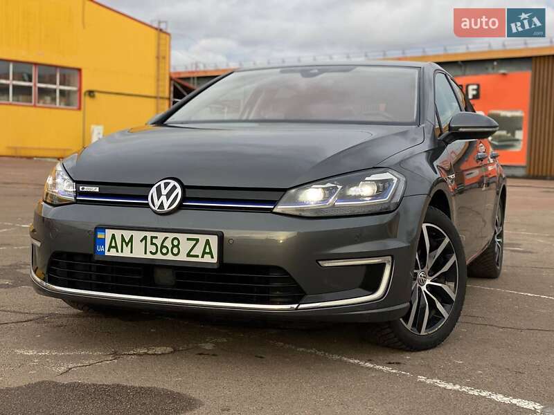 Хэтчбек Volkswagen e-Golf 2018 в Житомире