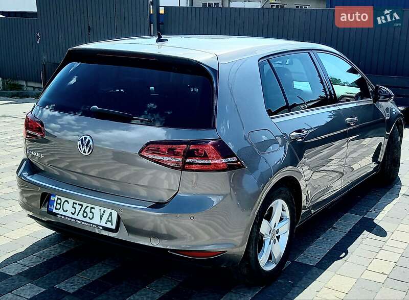Хетчбек Volkswagen e-Golf 2016 в Львові фото 3 Хетчбек Volkswagen e-Golf 2016 в Львові