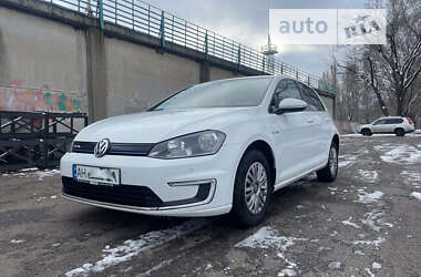 Хэтчбек Volkswagen e-Golf 2015 в Покровске