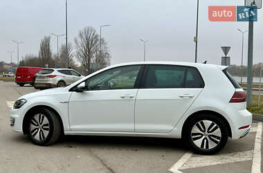 Хэтчбек Volkswagen e-Golf 2019 в 