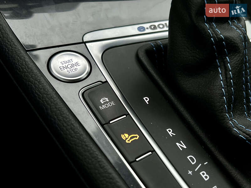 Хэтчбек Volkswagen e-Golf 2019 в Виннице