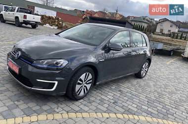 Хетчбек Volkswagen e-Golf 2015 в 