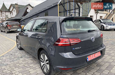 Хетчбек Volkswagen e-Golf 2015 в 