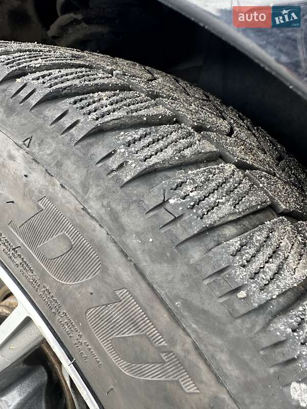 Хэтчбек Volkswagen e-Golf 2018 в Мукачево