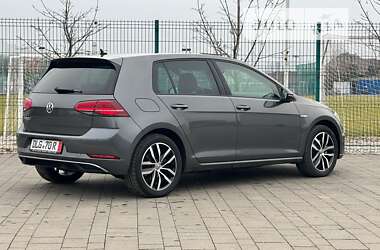 Хетчбек Volkswagen e-Golf 2020 в Києві