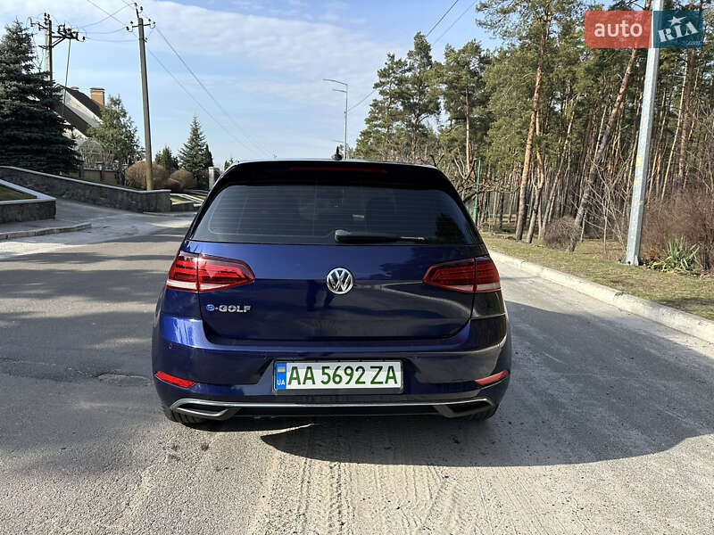 Хэтчбек Volkswagen e-Golf 2018 в Киеве фото 6 Хэтчбек Volkswagen e-Golf 2018 в Киеве