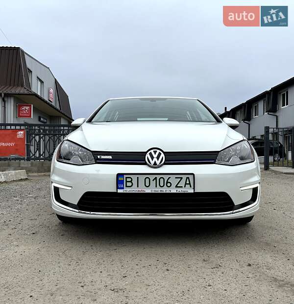 Хэтчбек Volkswagen e-Golf 2016 в Хороле фото 3 Хэтчбек Volkswagen e-Golf 2016 в Хороле