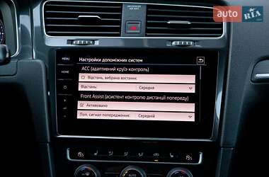Хетчбек Volkswagen e-Golf 2018 в 