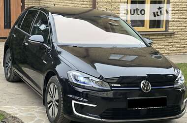 Хэтчбек Volkswagen e-Golf 2017 в Черкассах