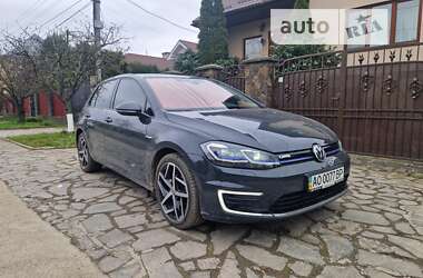 Хетчбек Volkswagen e-Golf 2018 в Ужгороді